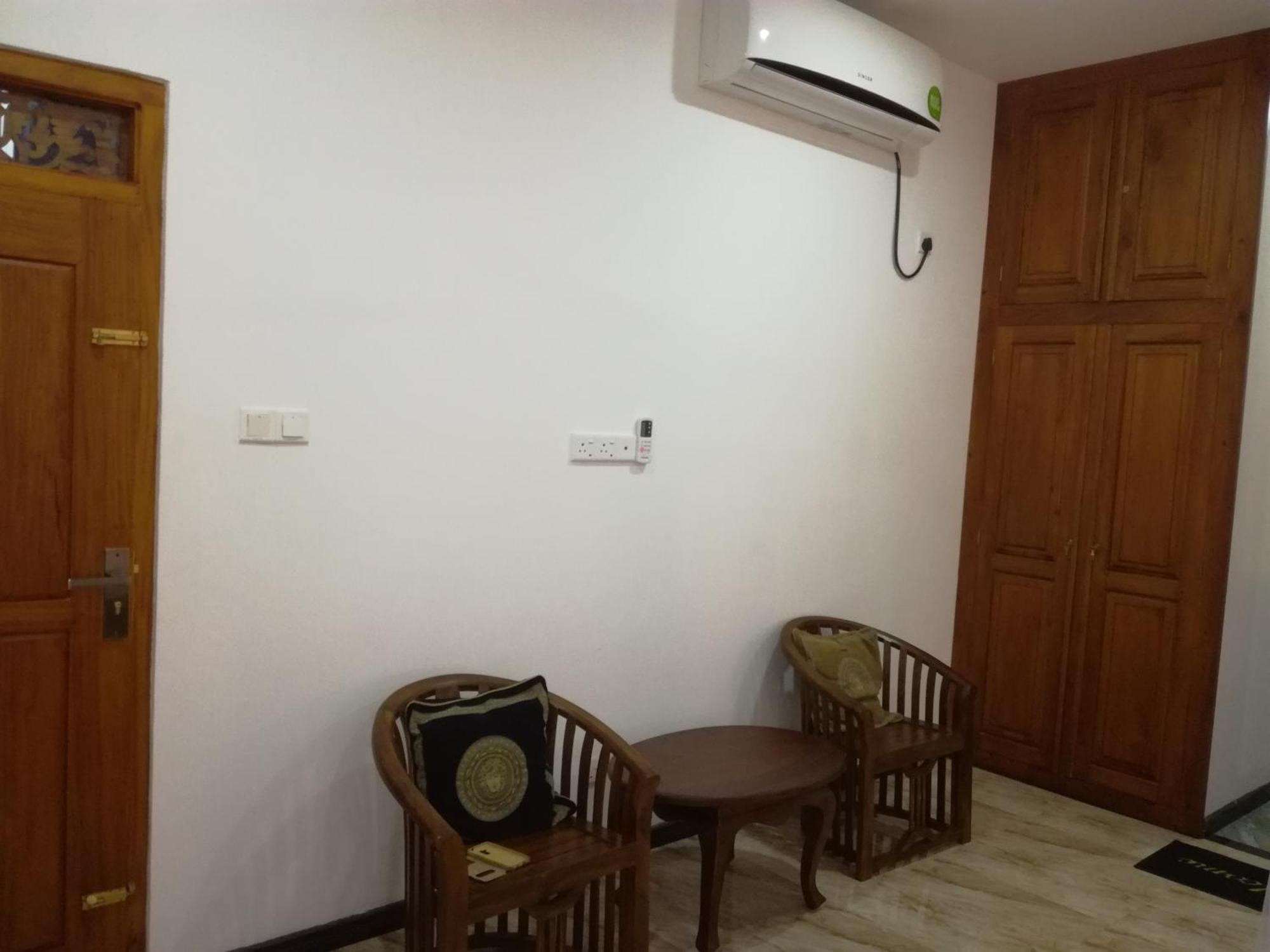 Indika'S Apartment Hikkaduwa Dış mekan fotoğraf